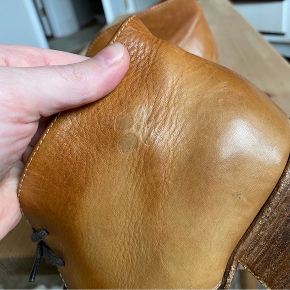 Patricia Nash Leather Shoes - Picture 5 of 9